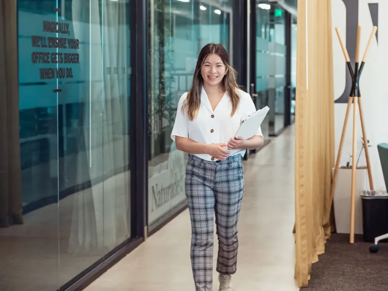 Act Like You Already Won: The Brain Science Behind Performing Confidence Until It's Real
