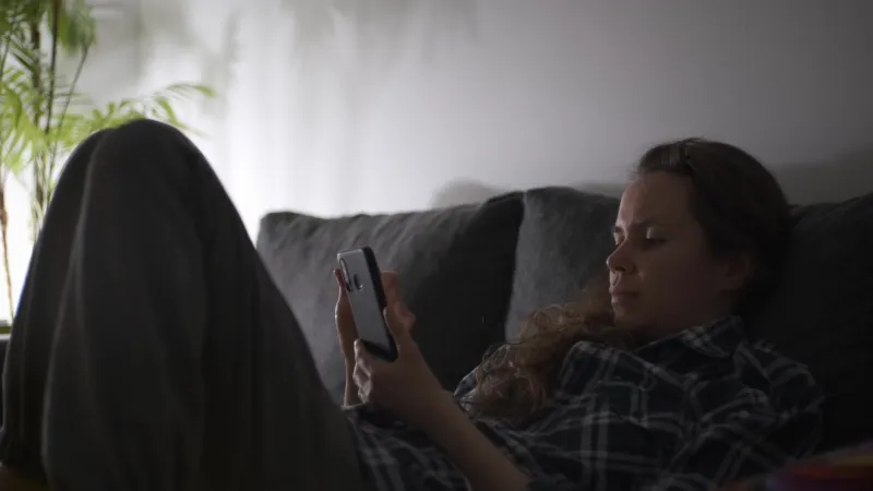 Ghost Mode: The Glow-Up Strategy That Starts With Deleting Everything