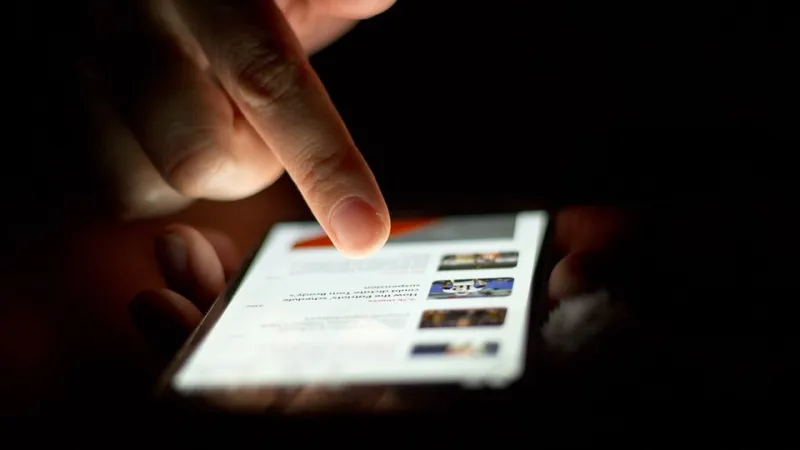 Something's Off and You Can Feel It in Your Bones: The Parasocial Ick Explained